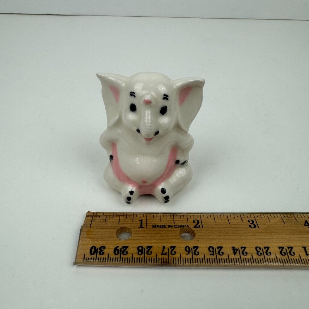 Vtg Sitting Ceramic Porcelain White Elephant‎ Figurine Pink Accents 2.5 in tall